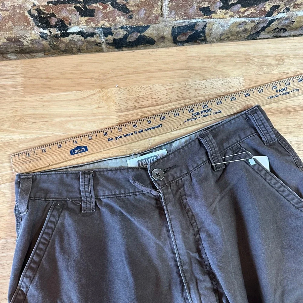 Levi's Squad Cargo Dark Brown Shorts workwear casual Relaxed Work Mens 32 Y2K